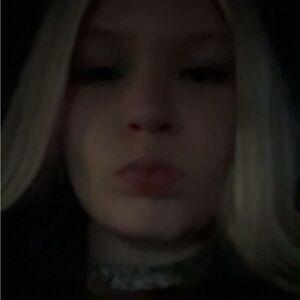 Meet your Posher, Danica